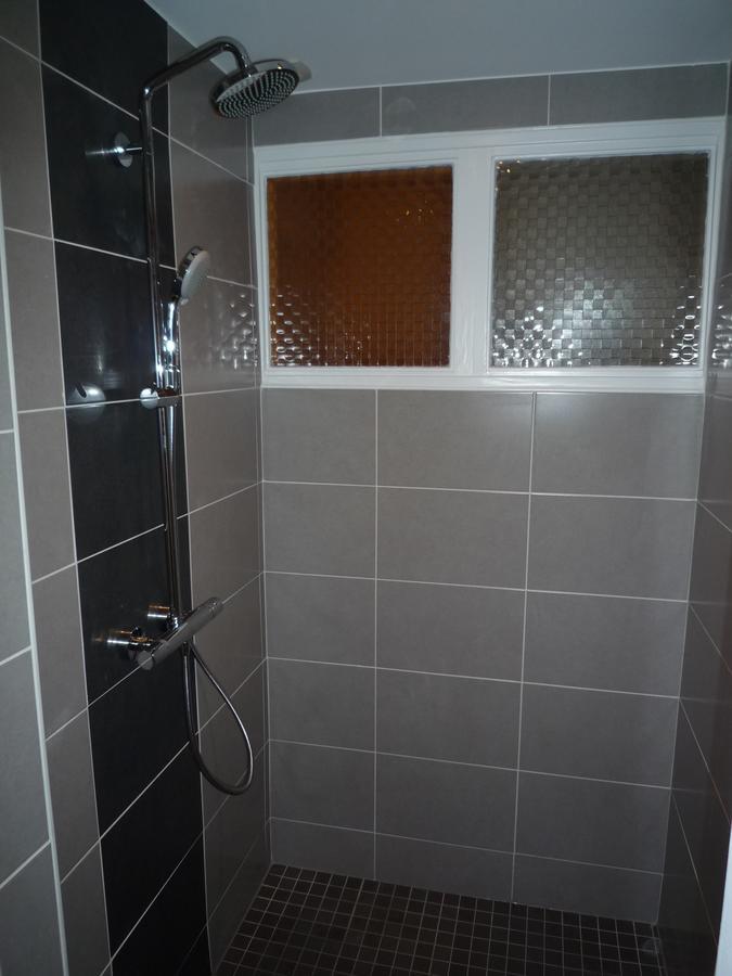 La Maison Des Bonheurs Panzió Rillieux-la-Pape Kültér fotó