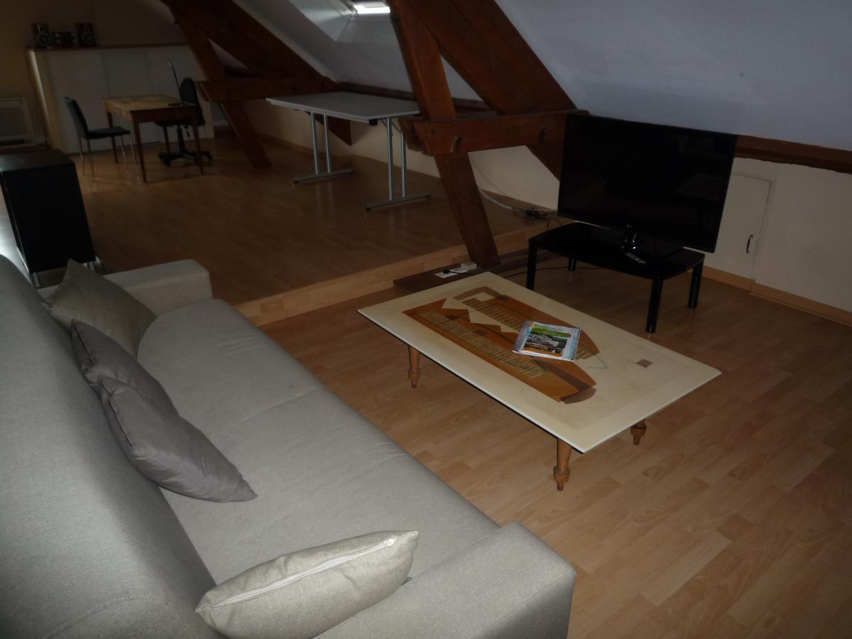 La Maison Des Bonheurs Panzió Rillieux-la-Pape Kültér fotó